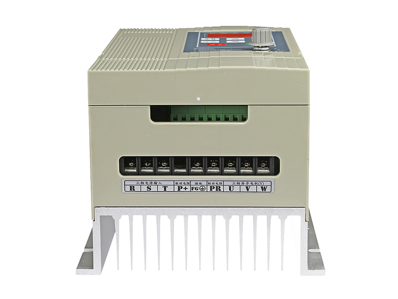 4000H通用變頻器，變頻器三相380V，變頻器廠家，電機(jī)變頻器