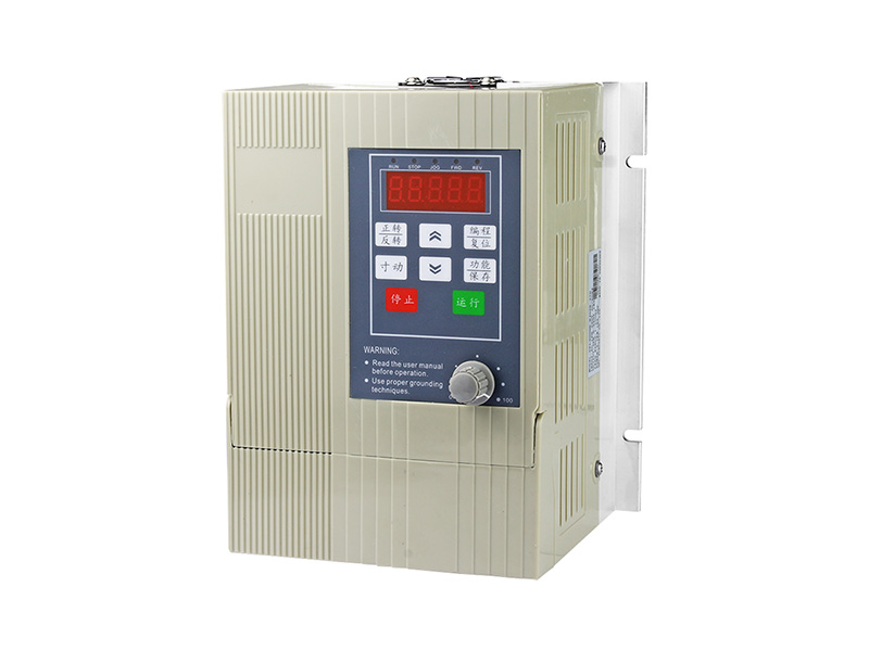 4000H通用變頻器，變頻器三相380V，變頻器廠家，電機(jī)變頻器